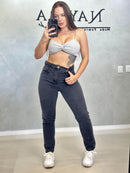 Calça Jeans Mom Preta Destonada