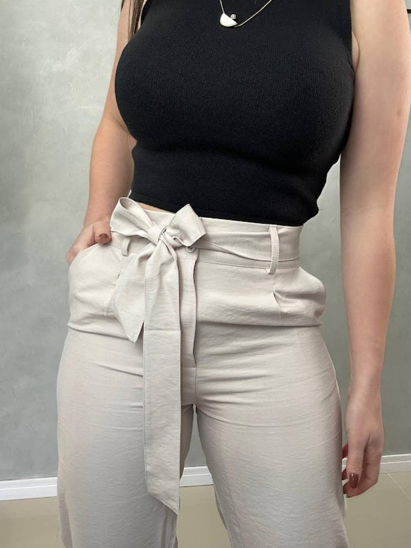 Calça alfaiataria skinny com cinto laço - Loja Nayara Machado