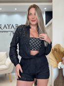 Conjunto de Renda Preto Camisa Manga Longa e Short Forrado