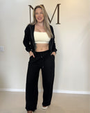 Conjunto Casual Feminino com Capuz e Calça Pantalona