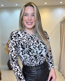 Body Tule com Alto Relevo em Veludo