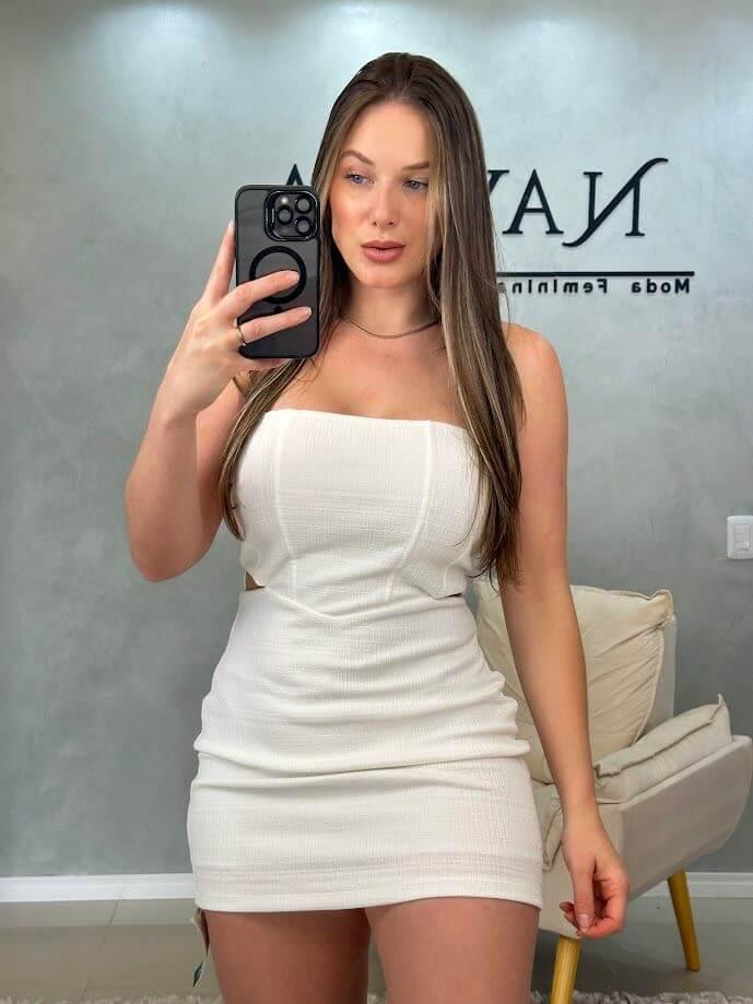 Vestido Curto Sem Alça